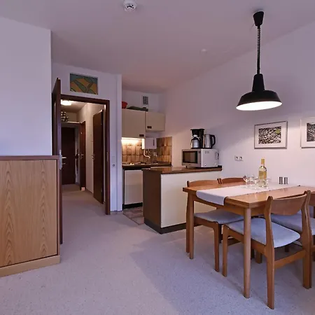 Res 511 - Residenz - Teilseeblick * Scharbeutz