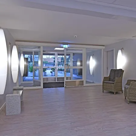 Res 511 - Residenz - Teilseeblick