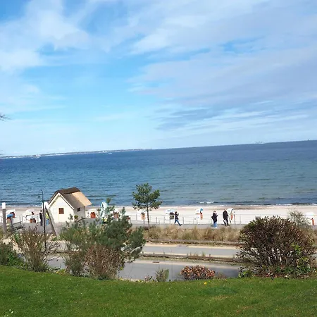 Res 511 - Residenz - Teilseeblick *