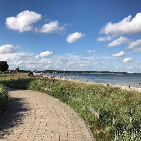 Res 511 - Residenz - Teilseeblick * Scharbeutz