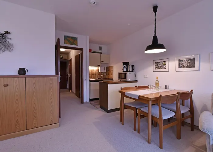 Res 511 - Residenz - Teilseeblick * Scharbeutz